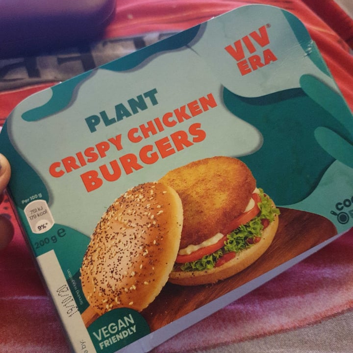 review photo of Vivera Crispy chicken burgers shared by @hwhitley on 30 Sep 2020 - review