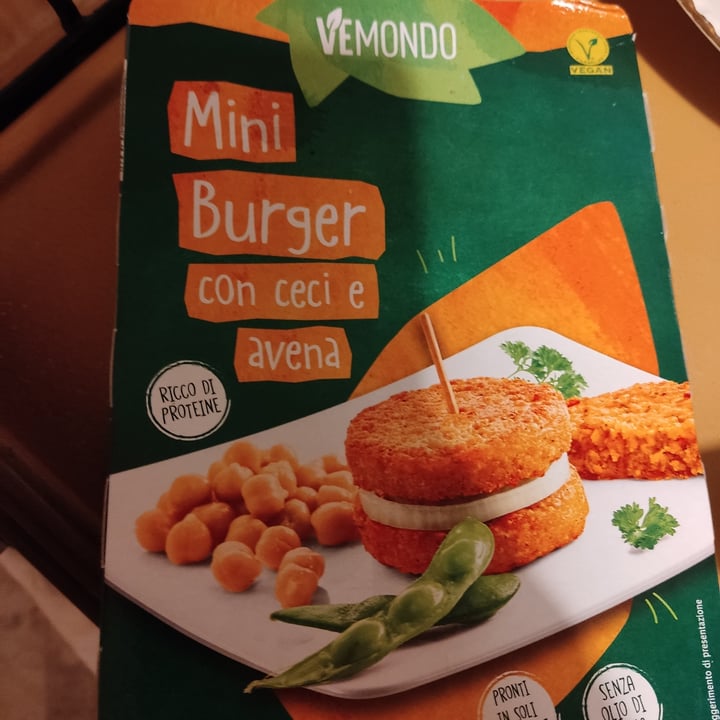 photo of Vemondo Mini Burger con Ceci e Avena shared by @nastasja on  10 Dec 2021 - review