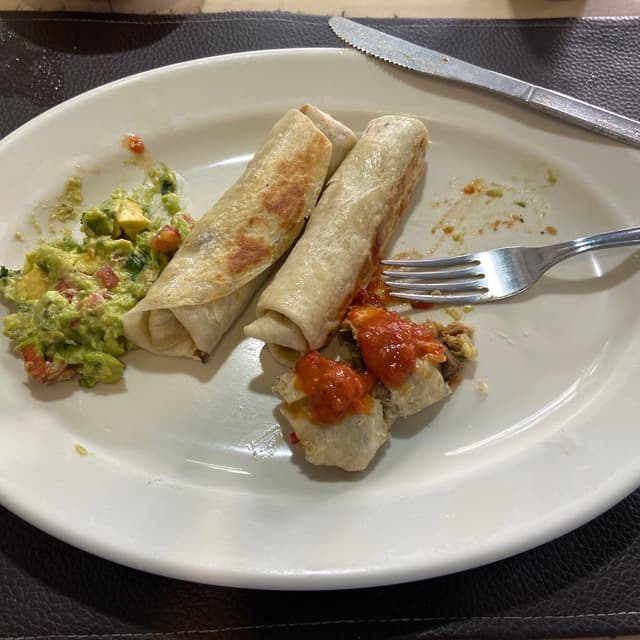 Foto del plato “Burritos de verduras”