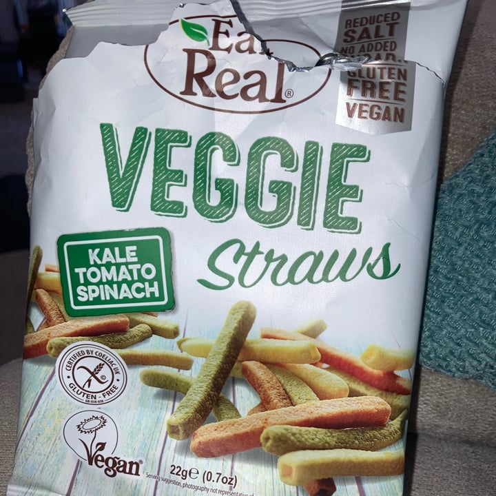 photo of Eat Real Kale, Tomato, Spinach & Potato Veggie Straws shared by @vegismyguy on  23 May 2022 - review