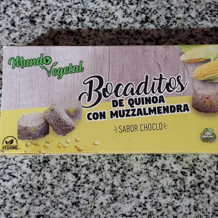 photo of Mundo Vegetal Bocaditos de Quinoa con Muzzalmendra shared by @kacerutti on  15 Jan 2021 - review