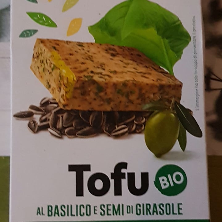 photo of Kioene Tofu basilico e semi di girasole shared by @iaialuna on  28 Nov 2021 - review