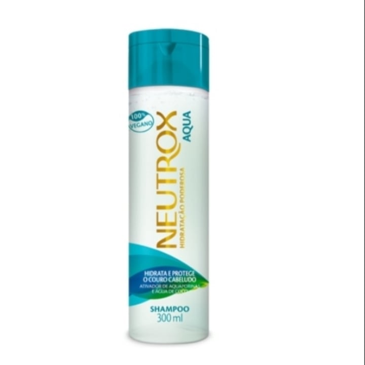 review photo of Neutrox Shampoo shared by @lalinha20 on 10 Nov 2022 - review