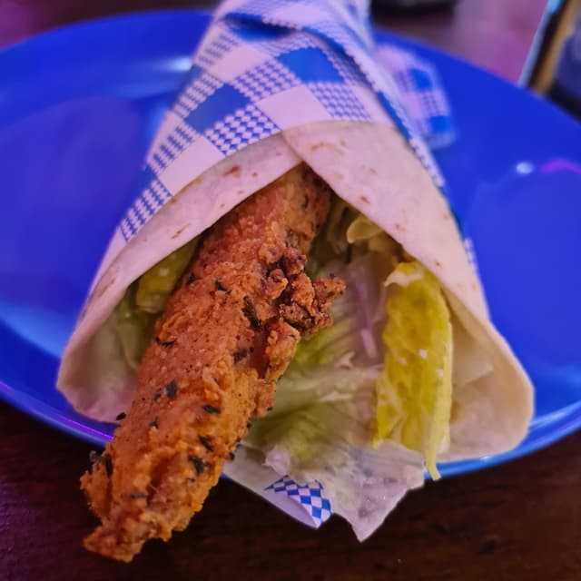 菜肴“Chicken Caesar Wrap”的照片