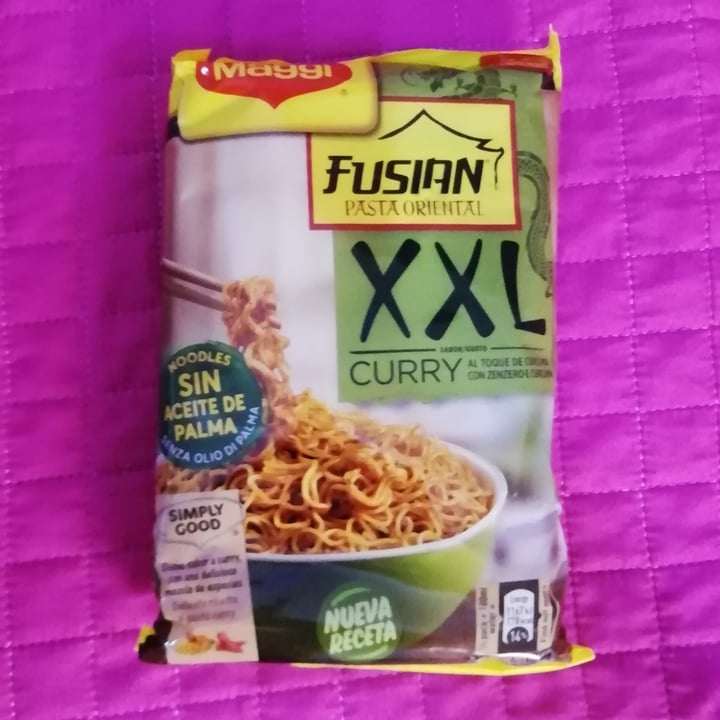 photo of Maggi Fusian Pasta Oriental Thai Curry XXL shared by @purpovse on  02 May 2021 - review