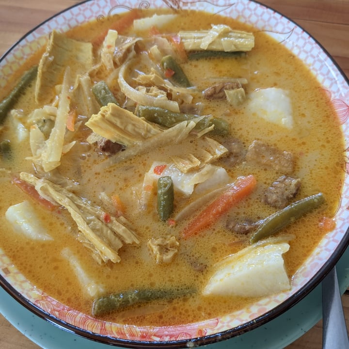 review photo of Bella Restaurant Lontong (Vegetarian) shared by @bdsc on 29 Jan 2022 - review