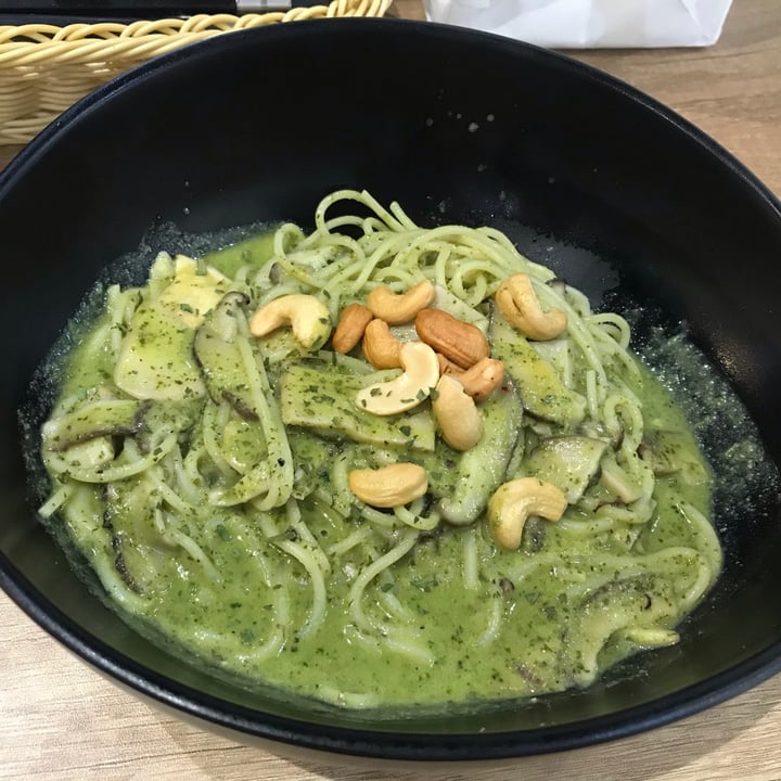 photo of Saute-San Basil Cashew Pesto Pasta shared by @mayonnaise on  07 Mar 2021 - review