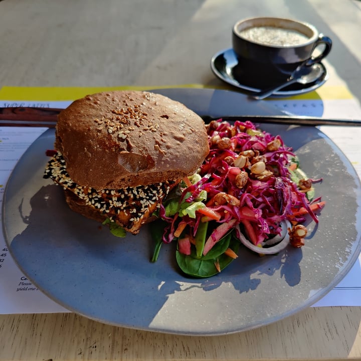 photo of Lexi's Healthy Eatery Tofu Tango Burger shared by @christo on  07 Aug 2021 - review