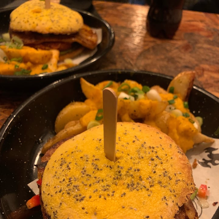 photo of Flamas Burger Co Hamburguesa Provarte shared by @pauu31 on  17 Aug 2021 - review