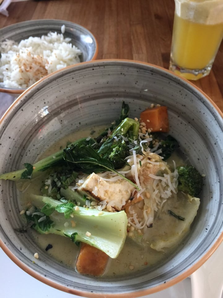 review photo of Têt Taberna Vietnamita Curry Verde shared by @juliostosh on 20 Jan 2020 - review