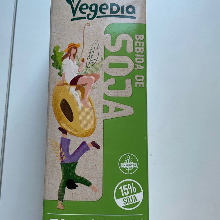 photo of Vegedia Bebida de soja sin azúcares añadidos shared by @murielbrewriel on  08 Aug 2021 - review