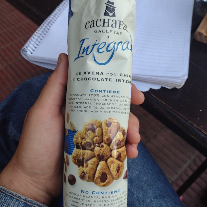 photo of Cachafaz Galletas Integral De Avena Con Chips De Chocolate shared by @juanterra on  04 Oct 2021 - review