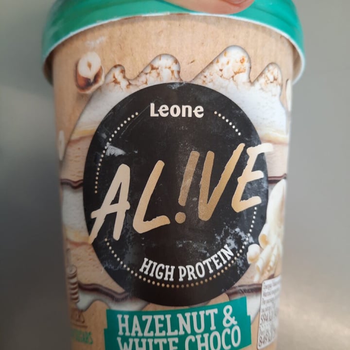 review photo of Leone Hazelnut E White Choco shared by @lullaby89 on 03 Aug 2022 - review