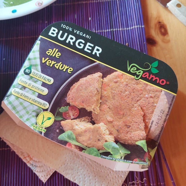 review photo of Vegamo Burger alle verdure shared by @pipppi on 10 Mar 2022 - review