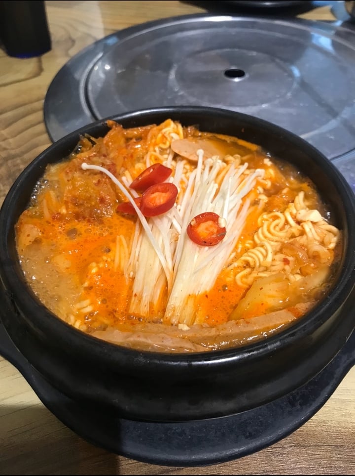 photo of The Boneless Kitchen Budae Jjigae (Korean Army Stew) shared by @arpitpandey on  21 Nov 2019 - review