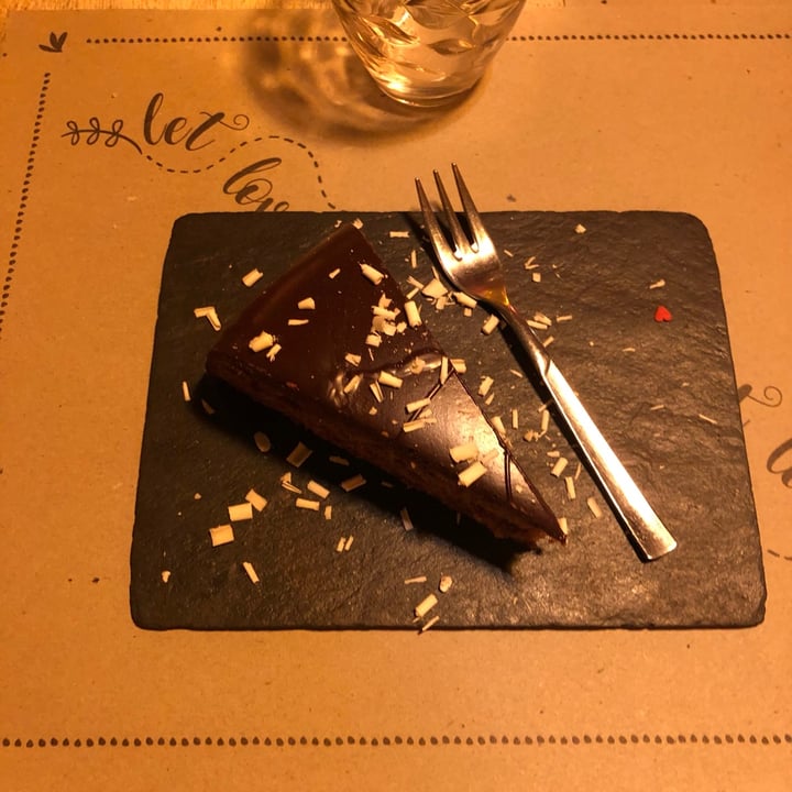 photo of VegAmore sacher shared by @giuliettaveg on  22 Feb 2022 - review