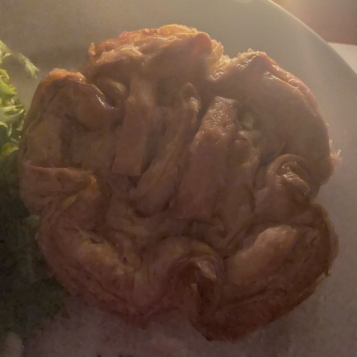 photo of Peregrine Farmstall Lentil Cornish Pie shared by @thehumblechickpea on  17 Nov 2022 - review