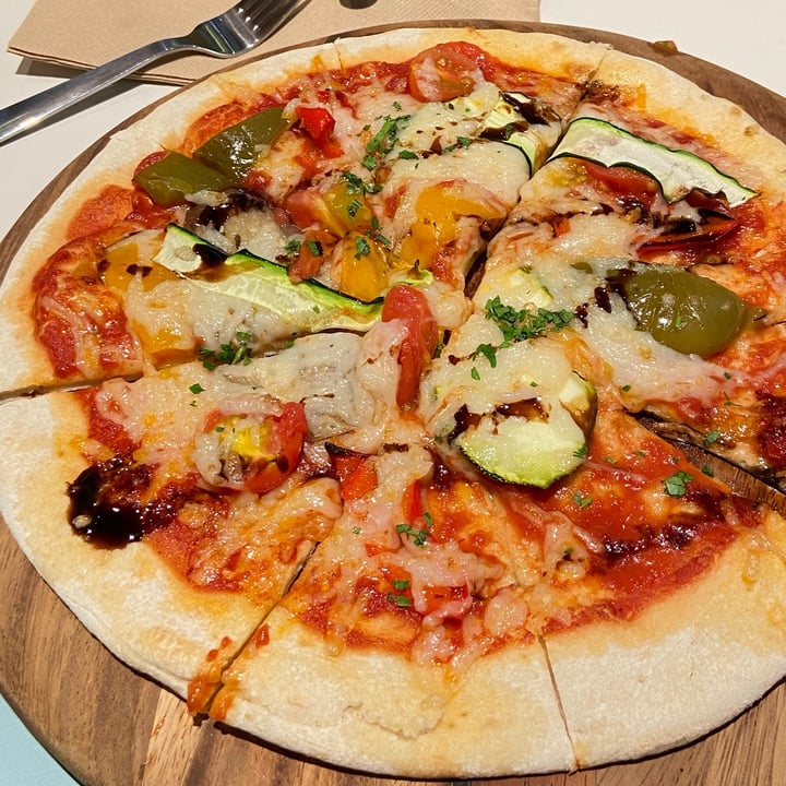 photo of Green Common Singapore Vege Lovers Pizza shared by @fxk on  20 Mar 2021 - review