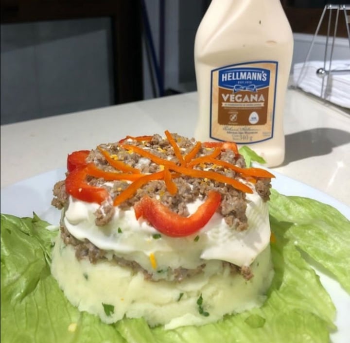 photo of Hellmann’s Hellman’s Vegan Mayonnaise shared by @chilevegano on  21 Mar 2020 - review