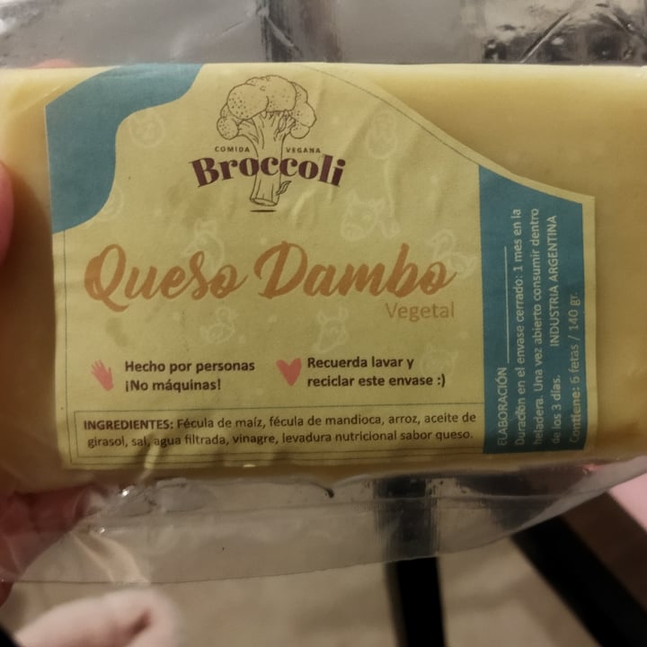 photo of Broccoli Comida Vegana Queso Dambo shared by @fabuchi on  07 Nov 2021 - review