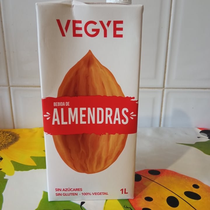 photo of Vegye Bebida de Almendras shared by @rosaliab on  27 Oct 2022 - review