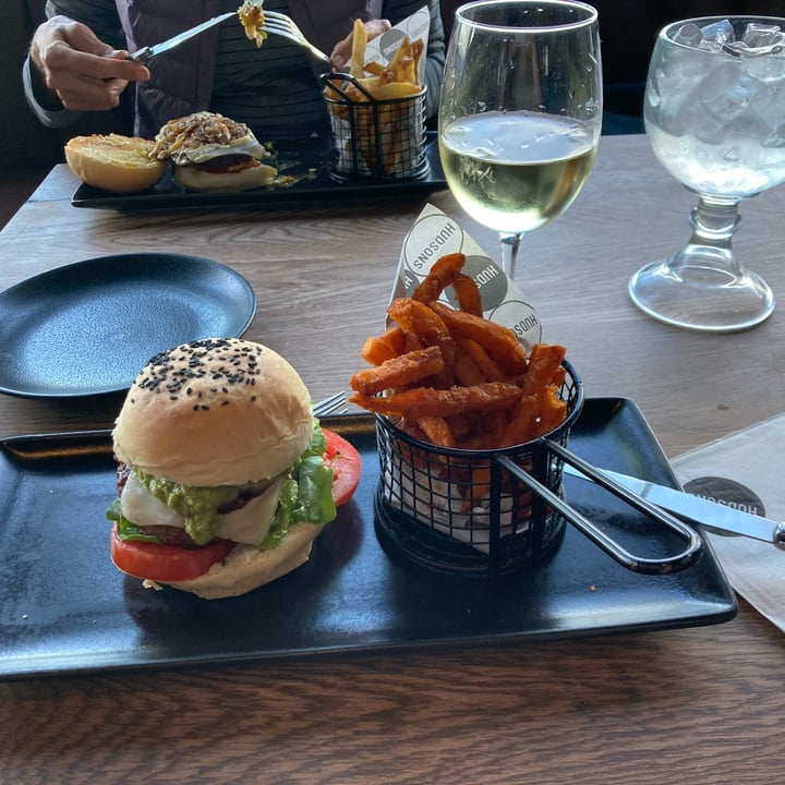 review photo of Hudsons, The Burger Joint (Muizenberg) The Vegan Cheese Burger shared by @ilonabierbooms on 14 May 2022 - review
