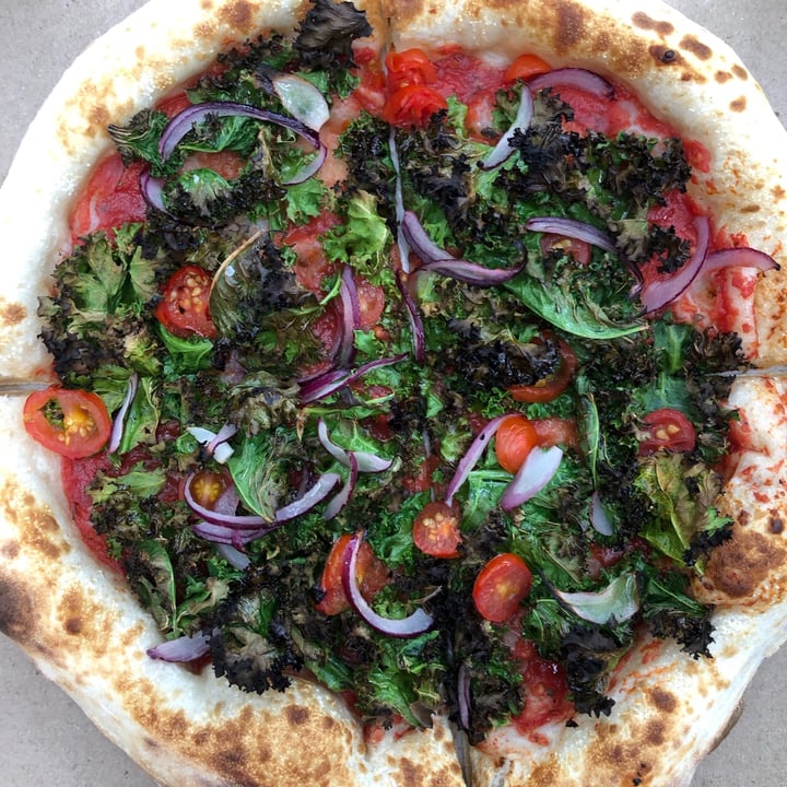 review photo of Pizza Madre Pizza Vegana Con Kale shared by @rafalee90 on 20 Apr 2021 - review