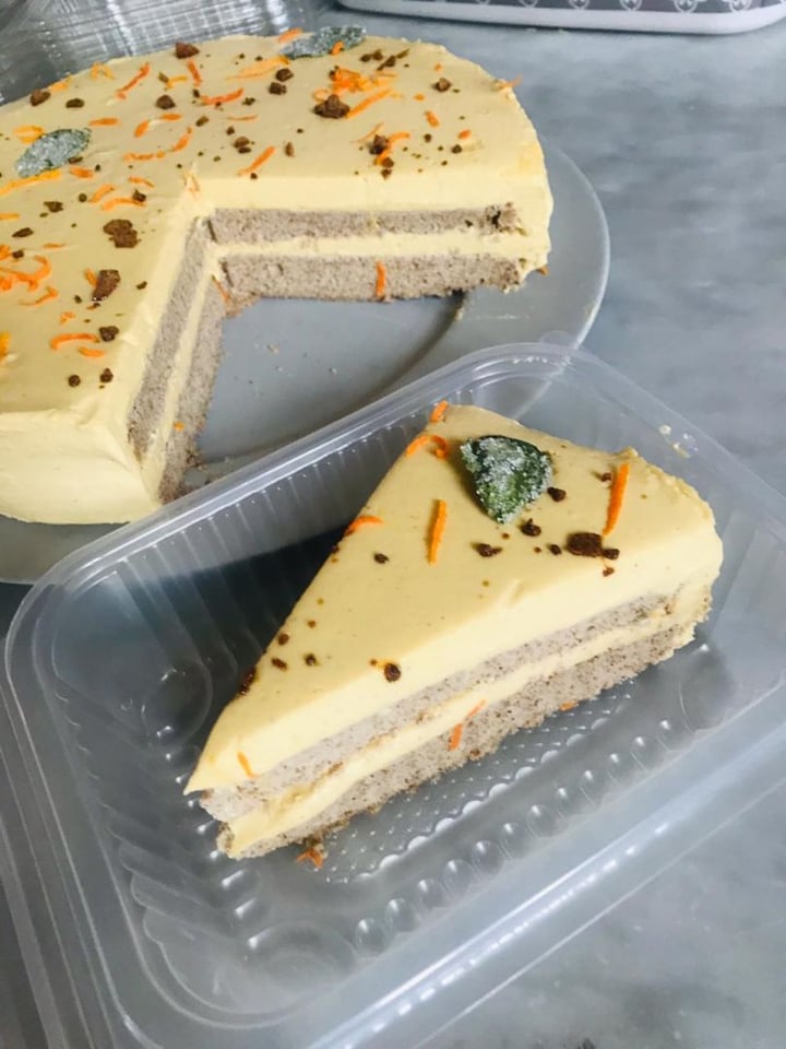 review photo of Bio Solo Orgánico Bizcocho de harina de almendra con mouse de mandarina shared by @juanma on 26 Jul 2020 - review
