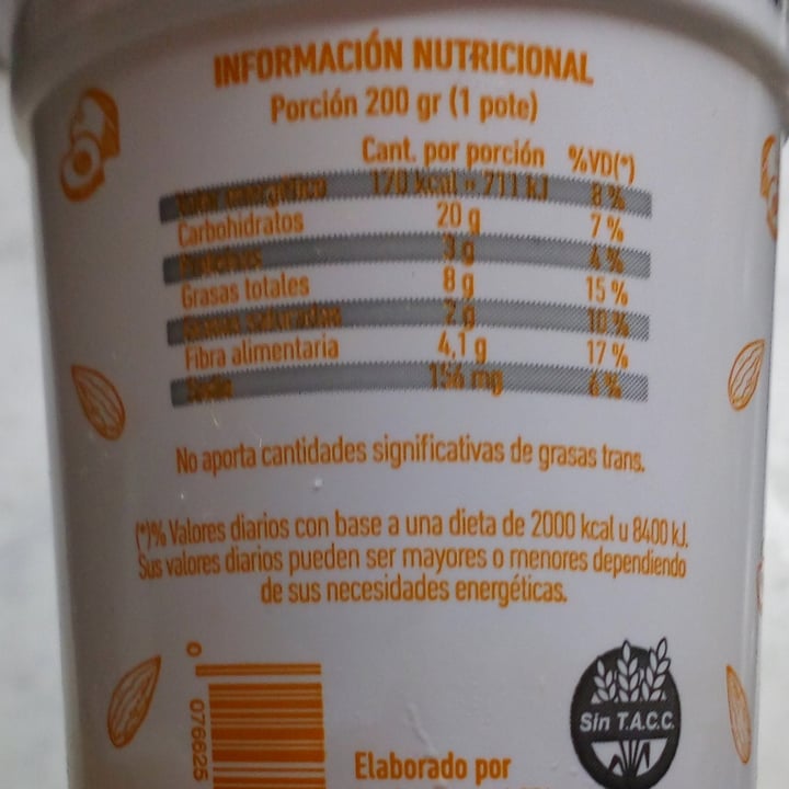 review photo of Felices Las Vacas Yogur de Almendras y Durazno shared by @marielita on 10 Feb 2021 - review
