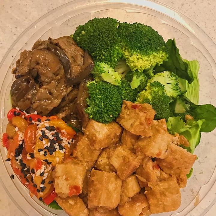 review photo of SLAAI - Urban Salad Co. Build - A - Salad shared by @hannahaltmann on 13 Aug 2021 - review