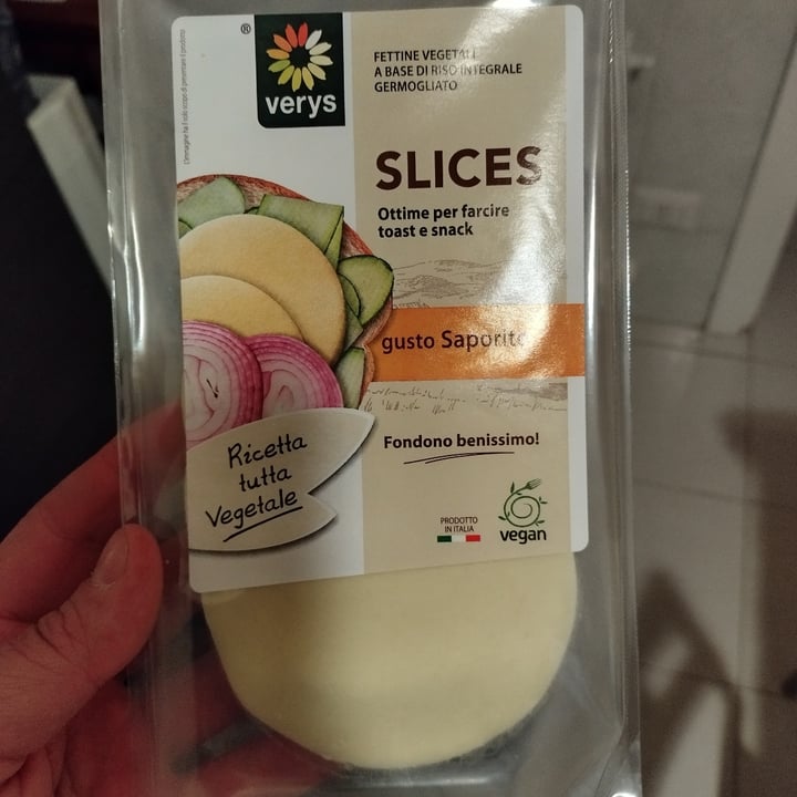 review photo of Verys Slices gusto saporito shared by @fabone82 on 02 Nov 2021 - review