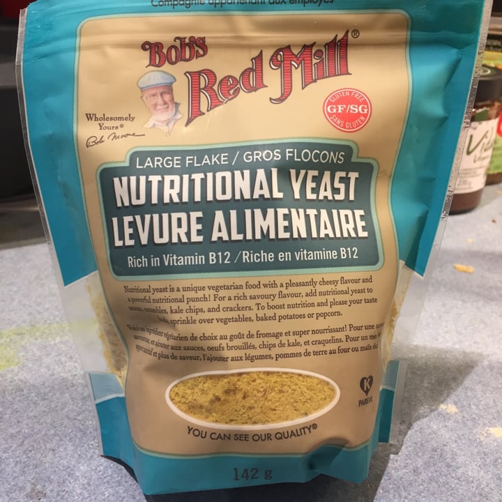 photo of Bob's Red Mill Large Flake Nutritional Yeast shared by @versus on  02 Nov 2021 - review