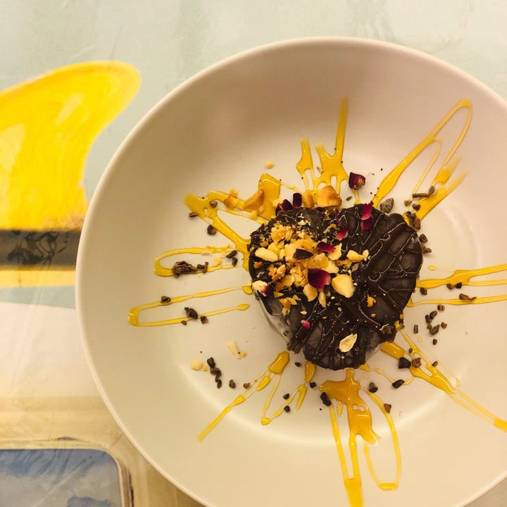 photo of Well Loft Chocolate Cheezecake Please! shared by @consciouscookieee on  22 Apr 2021 - review