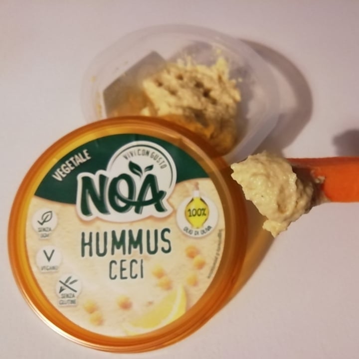 photo of Noa Hummus shared by @stregatta on  15 Nov 2021 - review
