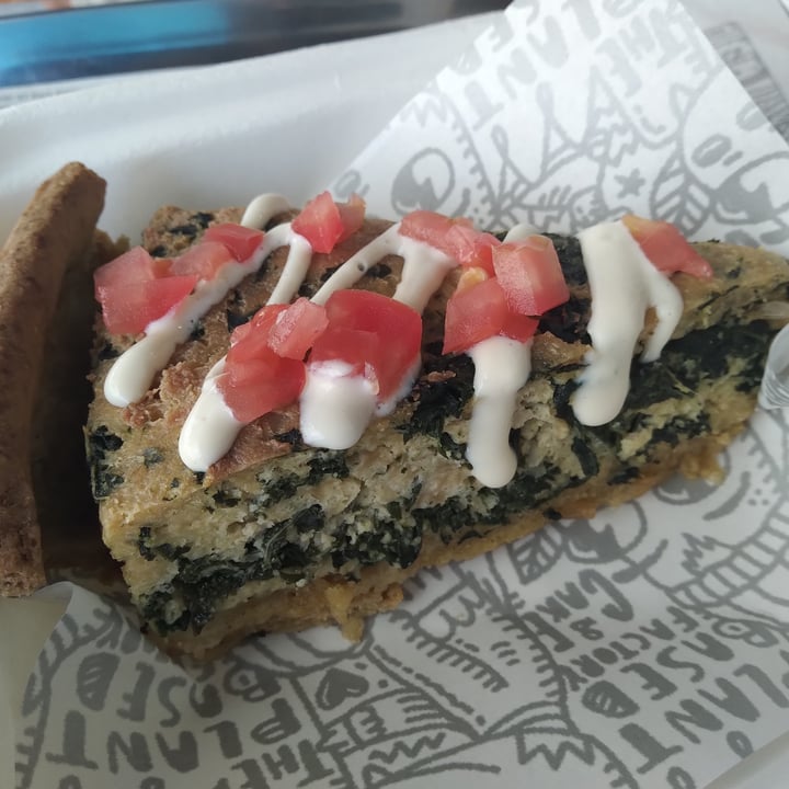 review photo of The Plant Based Factory / SANA Pastel de acelga shared by @veganaenlima on 28 Jul 2022 - review