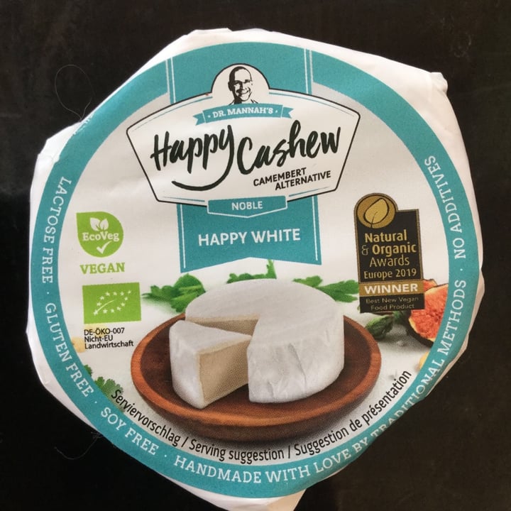 photo of Dr. Mannah's Happy White Camembert shared by @sunnysilvie on  02 May 2020 - review