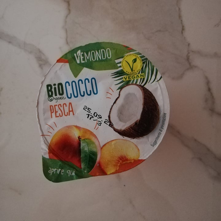 review photo of Vemondo yogurt bio cocco pesca shared by @marcomare on 10 Sep 2022 - review