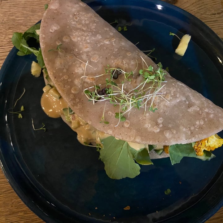review photo of Lexi's Healthy Eatery Jack Sparrow Wrap shared by @liekies on 21 May 2021 - review