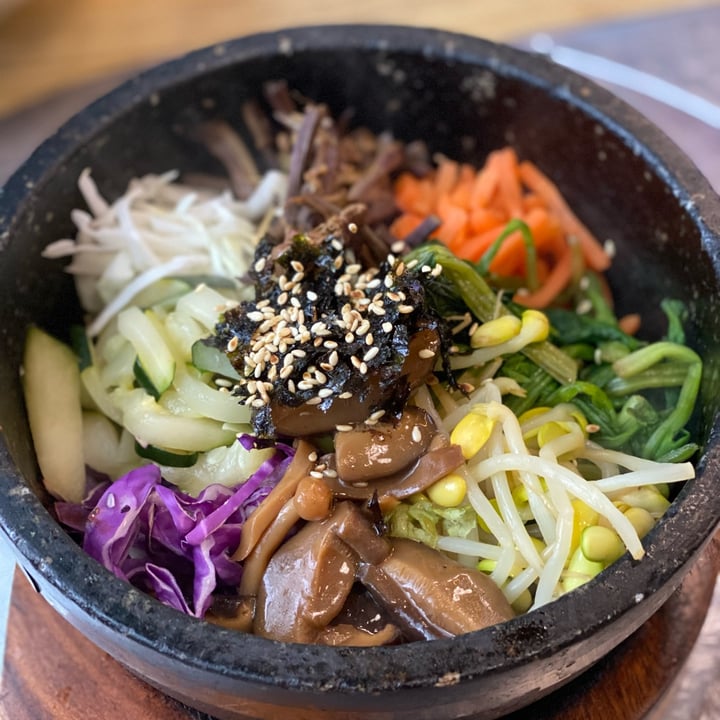 photo of The Boneless Kitchen Dolsot Bibimbap (Stone Pot Mixed Rice) shared by @genuinjames on  05 Feb 2022 - review