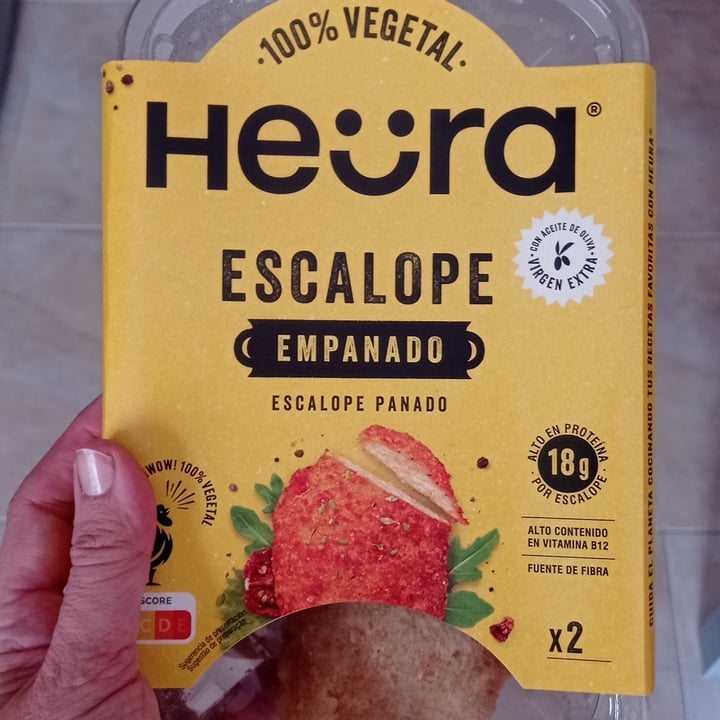 review photo of Heura Escalope empanado shared by @veggielauher on 22 Nov 2022 - review