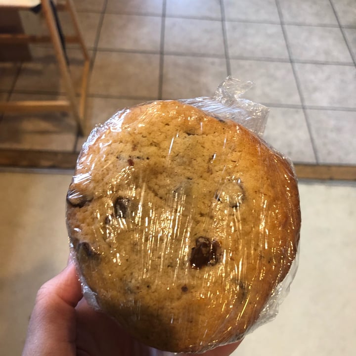 photo of Red Barn Natural Grocery Banana Chocolate Chip Cookie shared by @ehoops on  26 Oct 2021 - review