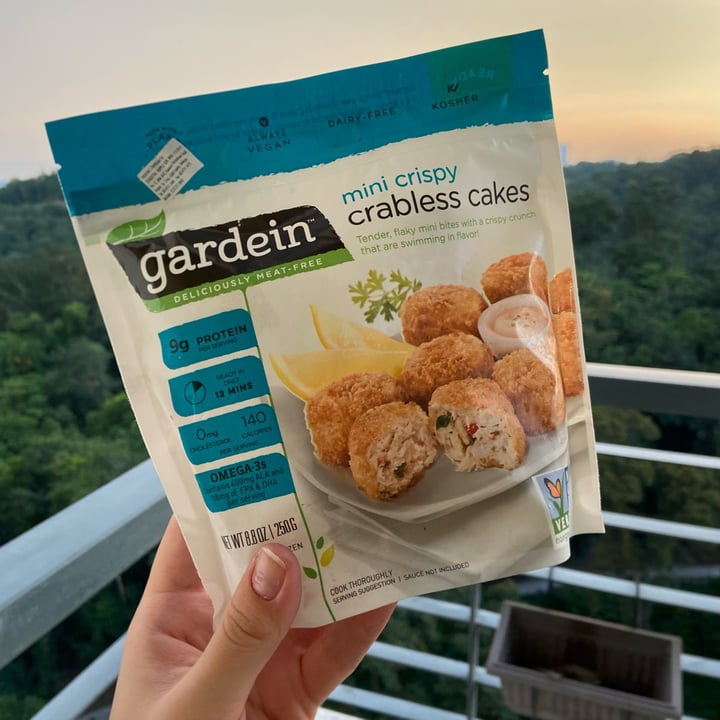 photo of Gardein Mini Crispy Crabless Cakes shared by @dafnelately on  23 Oct 2021 - review
