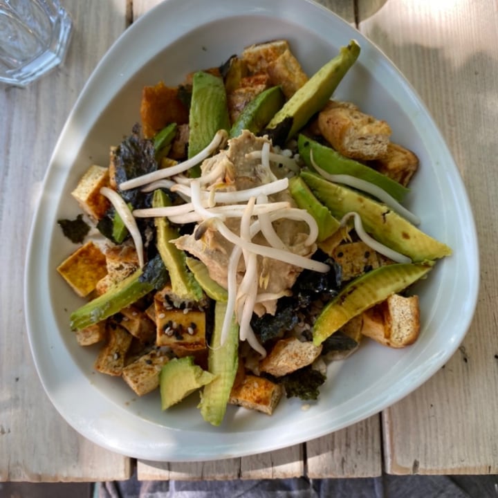 photo of Mattinata Vegan Sushi Salad shared by @inespressable on  10 Aug 2021 - review