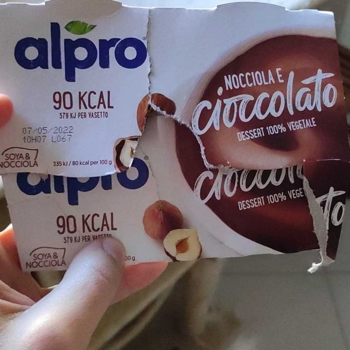 review photo of Alpro 2 X Chocolate and hazelnut shared by @airaliarres on 11 Apr 2022 - review