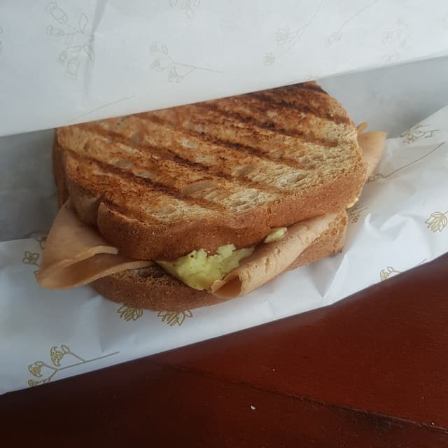Foto do prato “Misto Quente”
