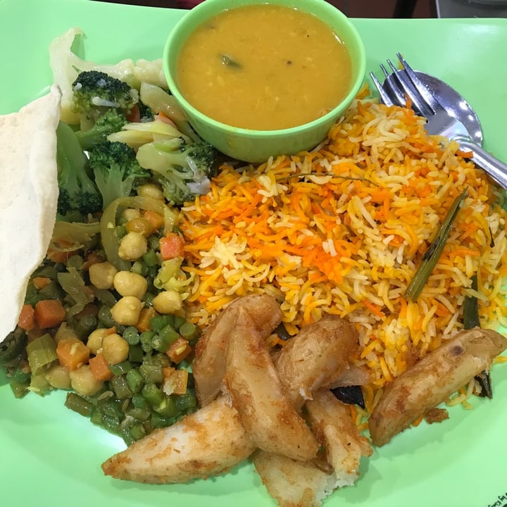 photo of Flavours @ UTown (Foodclique) Vegetarian Briyani shared by @opheeeliaaa on  10 Jan 2020 - review