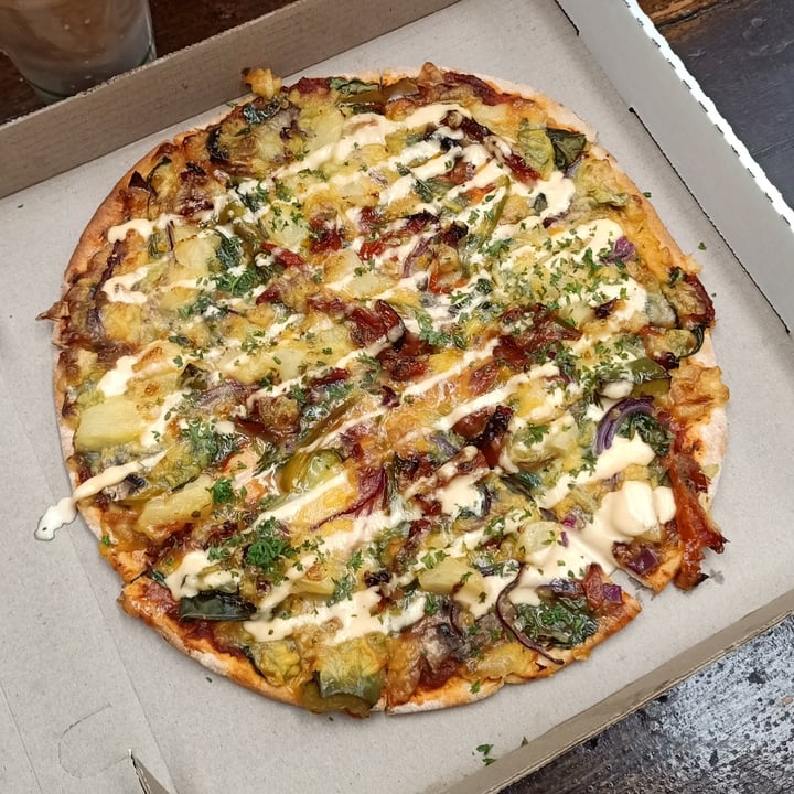 photo of Gorilla Kitchen Vege Farm Pizza shared by @weeney on  01 Feb 2022 - review