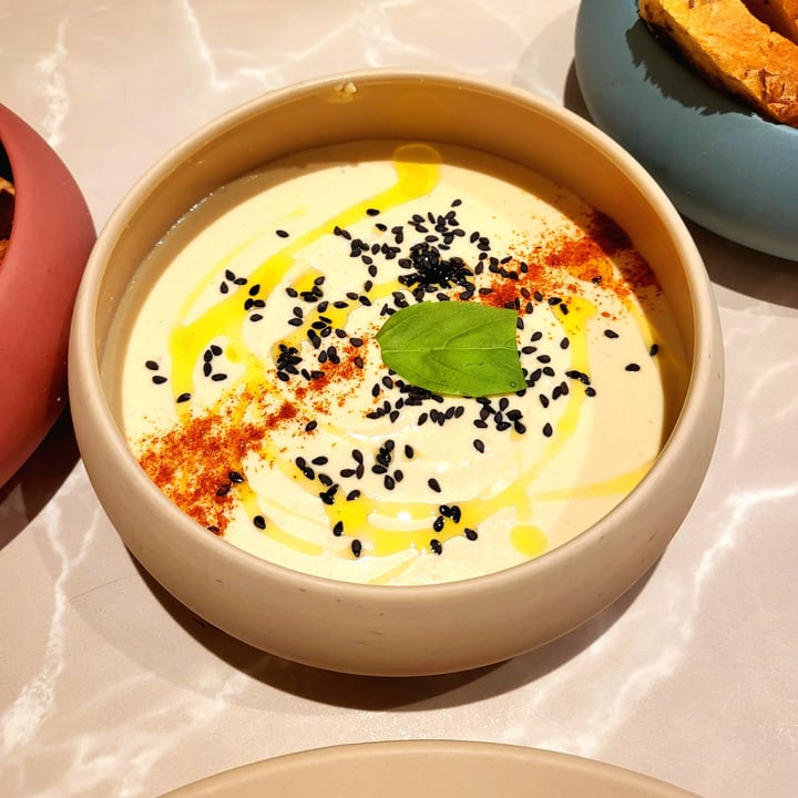 photo of Linfa Milano - Eat Different Hummus di Fave shared by @silvia33 on  03 Jul 2022 - review