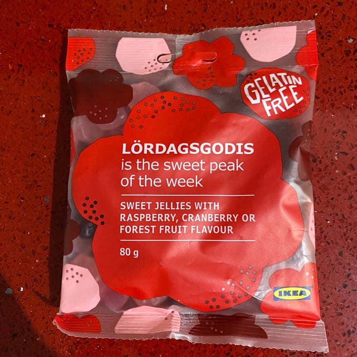 photo of Ikea Gominolas frutos rojos shared by @alexyoung on  18 Oct 2020 - review
