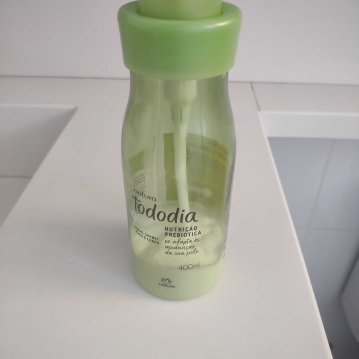 photo of Natura Todo Dia Creme Sorbet para o Corpo Lima e Flor de Laranjeira shared by @patitarso on  28 Sep 2022 - review